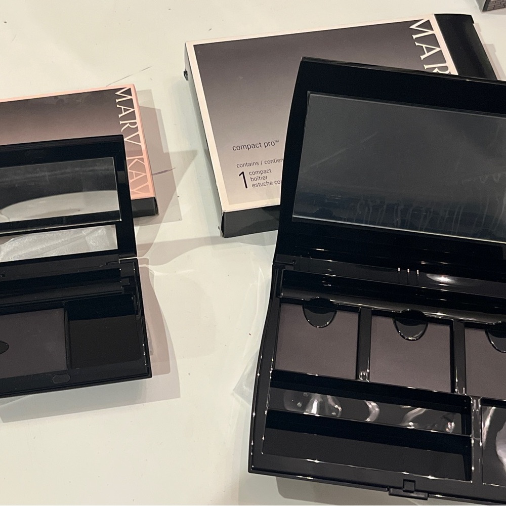 Lot-2 New Mary Kay Black Makeup Compact